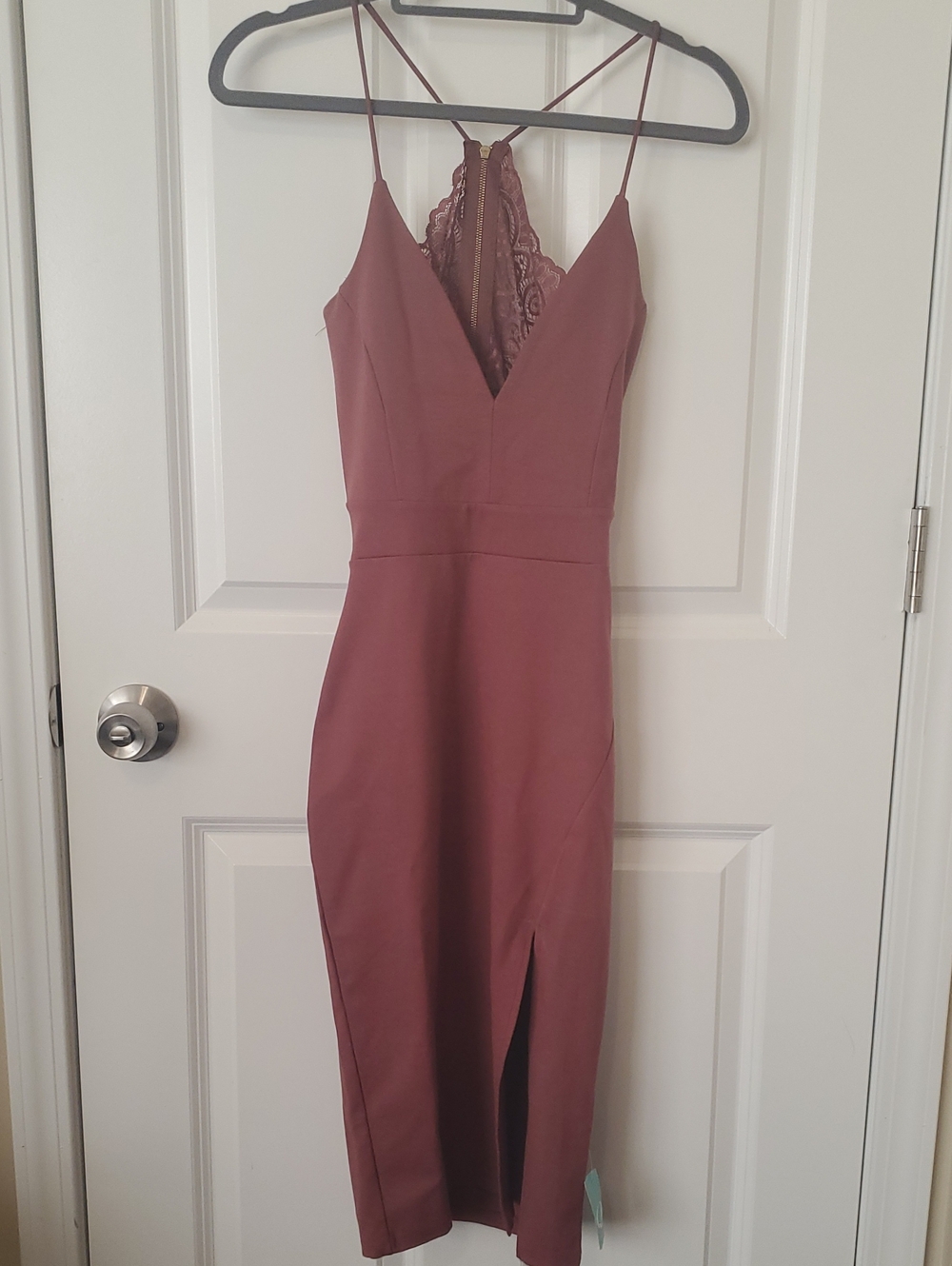 Mind Code Dusty Rose Lace-Back Midi Dress